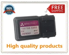 Intake pressure sensor MR577031 For Mitsubishi Pajero III Shogun L200