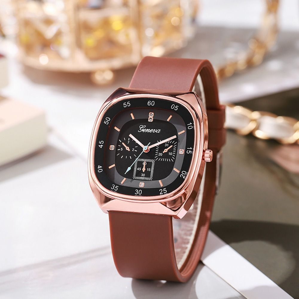 Casual Wristwatch Silicone Strap Electric Watch New Quartz Watch  Female