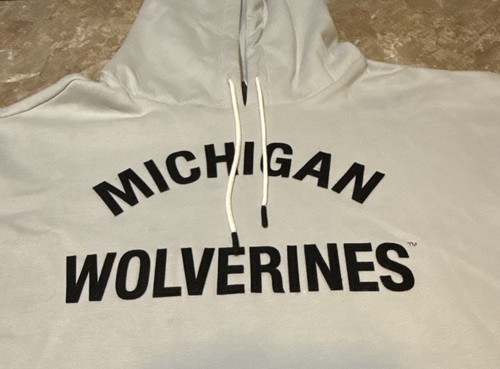 Fanatics Signature Michigan Wolverines Signature Medium Mens Short Sleeve Hoodie - Picture 12 of 13