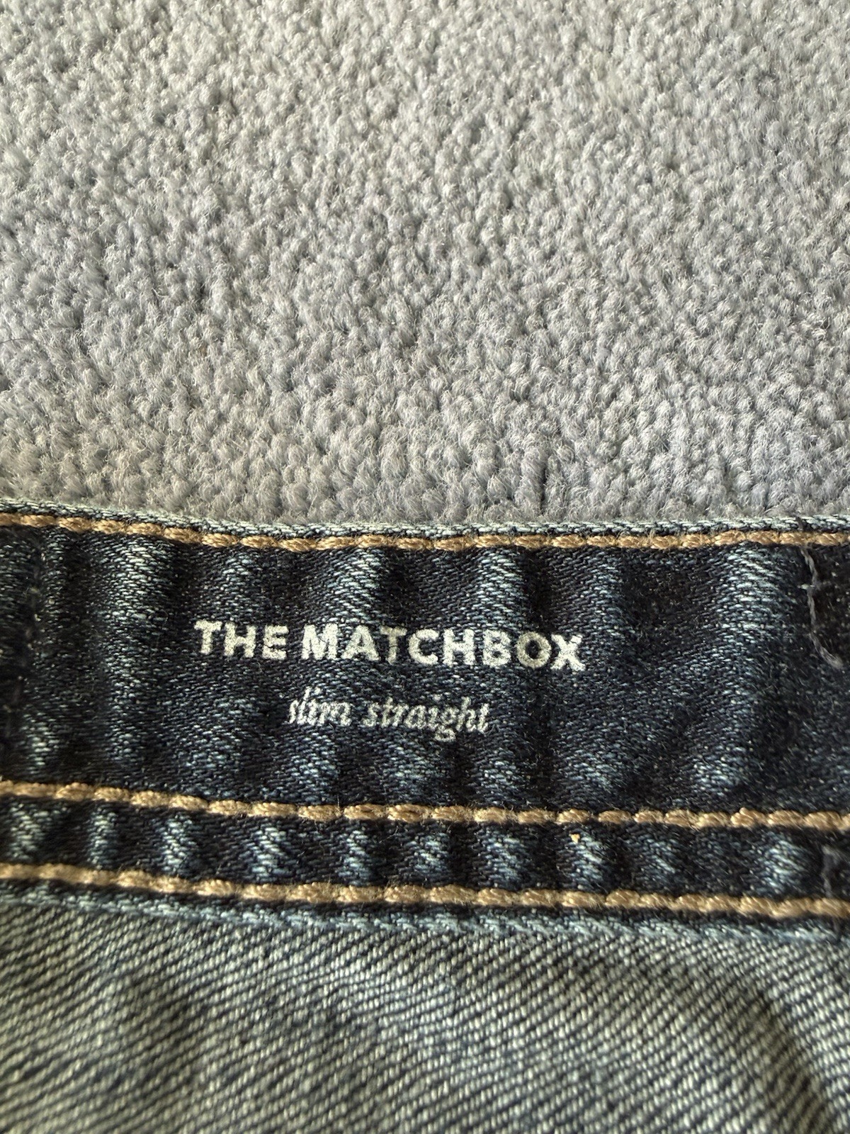 AG Adriano Goldschmied Jeans Men's 32R Blue Denim The Matchbox Slim Straight thumbnail 6
