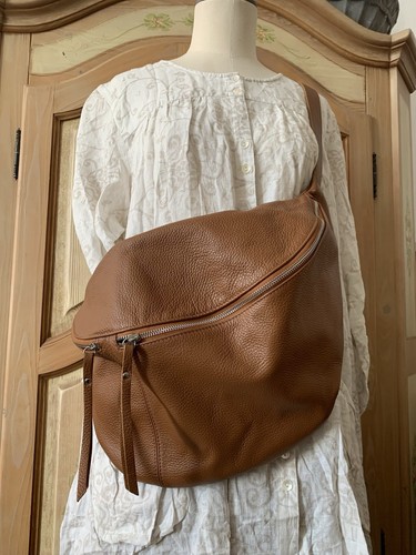 Echt Leder Große Schulter- / Gürteltasche für Damen - cognac/braun farben