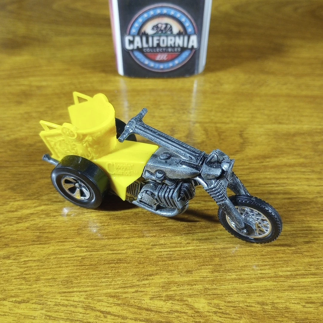 Hot Wheels Rrrumblers Vintage Manufacture Diecast Cars, Trucks
