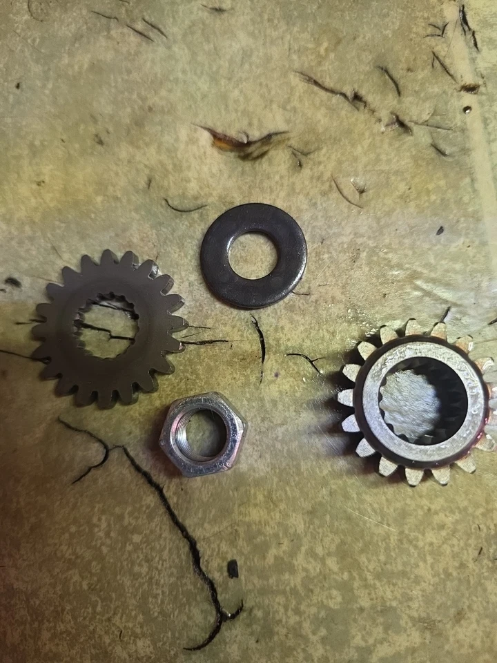 Honda CR80R CR80 CR80 CR80RB CR85R 2000 85-07 cigüeñal bomba primaria tuerca de engranaje de transmisión Foto 2 de 2