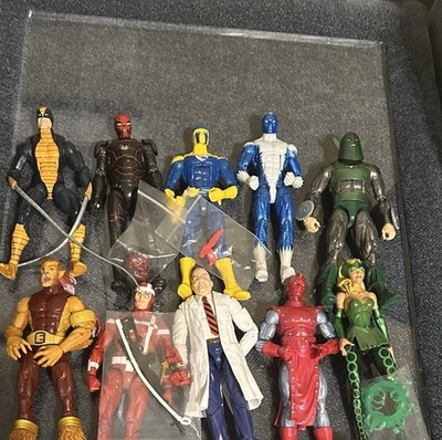 Marvel Legends Avengers Villain lot of 10 loose but complete.