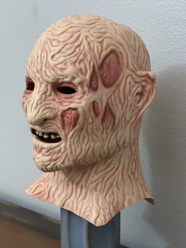 Don Post Freddy Krueger Mask Nightmare on Elm Street 1984 Trick or Treat Studios - Image 4 of 4
