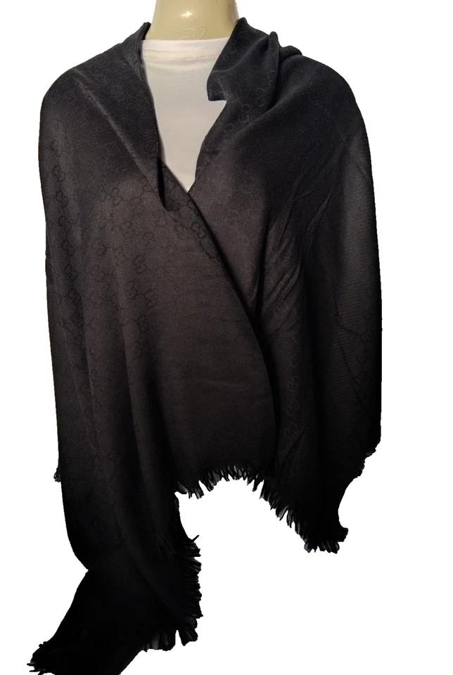 GG GUCCI Bufanda 100% Lana Mantón, Estola Negra, Flecos Suaves Envoltura Foto 4 de 4