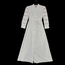 Vintage Sears Robe Women's 14 Button Up Belted Ivory w/ Floral Embroidery USA