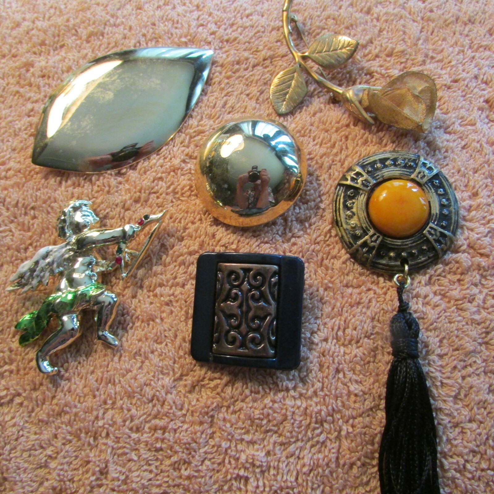 Picture 2 of 8
