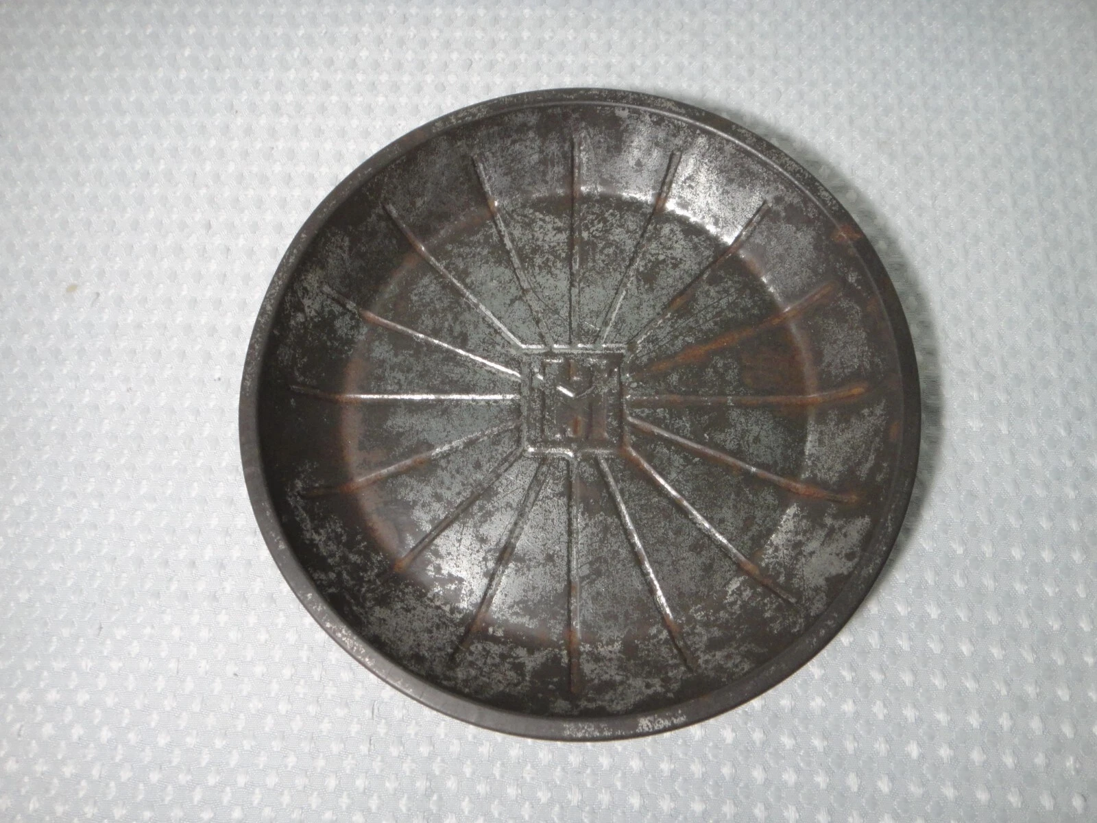 Vintage Pie LMJ Tin Metal Pan Plate Kitchen Baking Dish