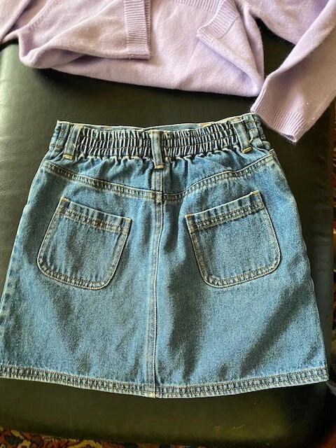 Saia jeans GUC Flapdoodles e suéter verde cachorro 2 peças roupa meninas tamanho 5 - Imagem 3 de 4