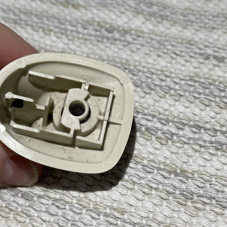 08 - 15 道奇充电器 AVENGER 克莱斯勒 200 SEBRING SUN VISOR 夹持器 Oem — 第 4/4 张图片