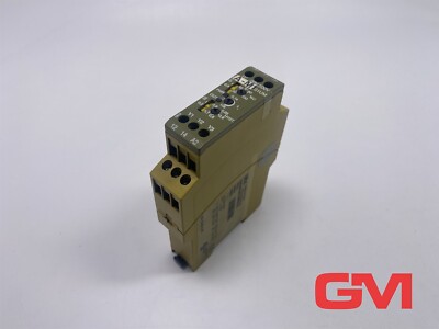 Pilz Überwachungsrelais S1UM 24VDC UM 0.1-500V relay 827225 leicht beschädigt