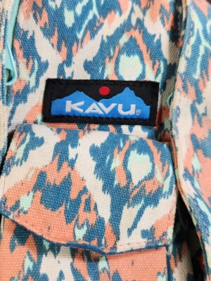 KAVU Rope Bag Beach Paint Sling Crossbody Pack 20 x 11 x 5  display picture 2