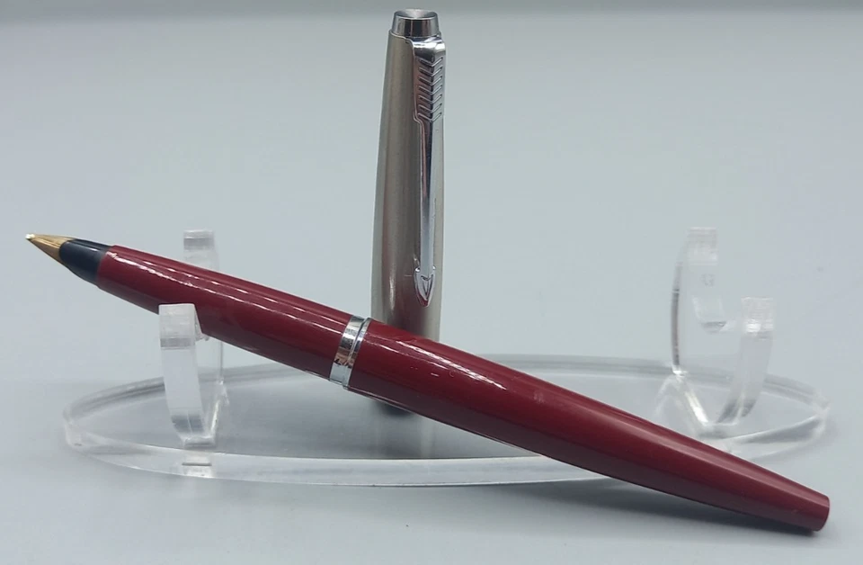 Vintage c.1970's Parker 45 Classic Red Steel Cap CP Trim 14k Nib VGC GWO - Image 2 of 4