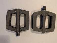 Bike Pedals Pair - with grip