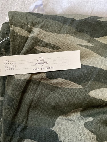 Sweet Romeo Women's Long Sleeve Sweater Size 1X(/white/leopard/green camo) - Bild 12 von 13