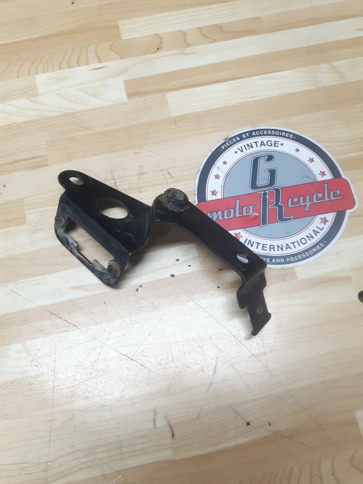 Honda XL250 1974 electrical wiring harness mount mounting plate bracket