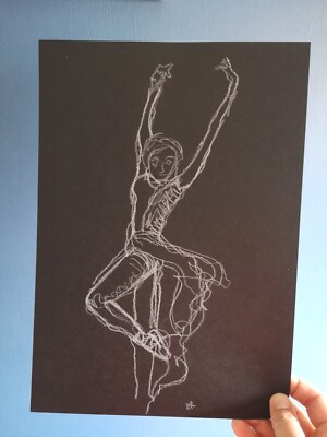 Balletttänzerin Ballerina weiß Bleistift durchgehende Linienzeichnung Skizze. A4 Größe 
