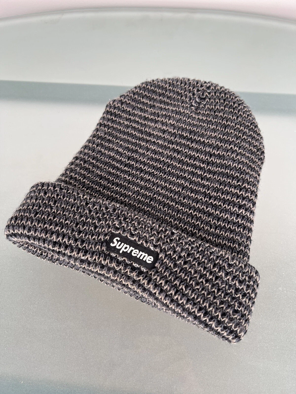 Chapeau logo boîte noire Supreme