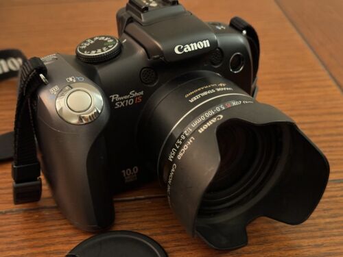 Cámara digital Canon PowerShot SX10-IS 10,0 MP negra con tarjeta SIM de 2 GB - Imagen 1 de 6