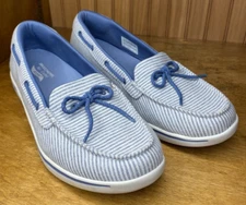Skechers Women Air Cooled  Arch Fit Blue & White Striped US Size 9.5 On The Go
