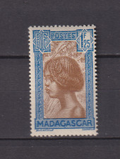MADAGASCAR    N °  175 B  .  1 F 25  OUTREMER  ET   BRUN    NEUF  *  . SUPERBE .