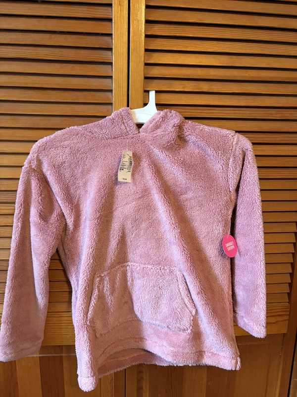 NWT  MADE BY THE CHILDRENS PLACE GIRLS SIZE MEDIUM SOFT FLEECE HOODIE
