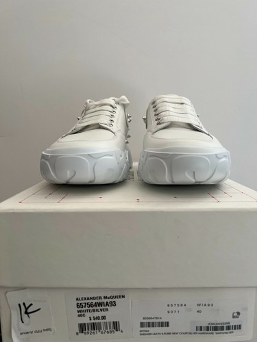 Alexander McQueen sneaker donna corte con borchie bianco argento EU 40 US 10 - Foto 7 di 8