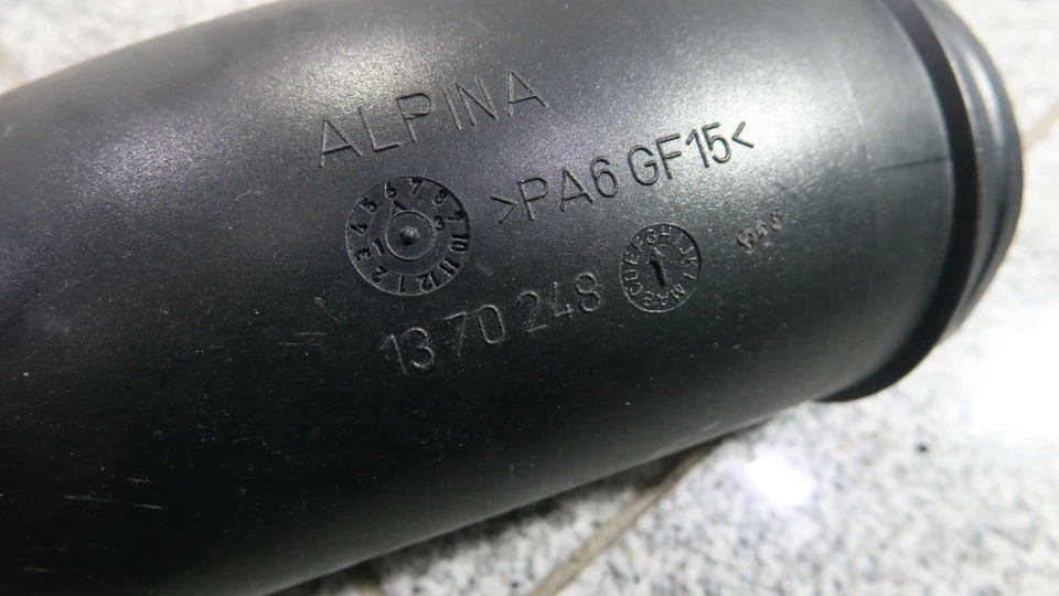 BMW F30 F31 Alpina B3 BITURBO Ladeluftleitung / Luftführung 1370248 original - Bild 3 von 3