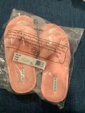 Tahari - Faux Fur Lexi Pink Crisscross Slippers, Size 9M - NEW MSRP 48