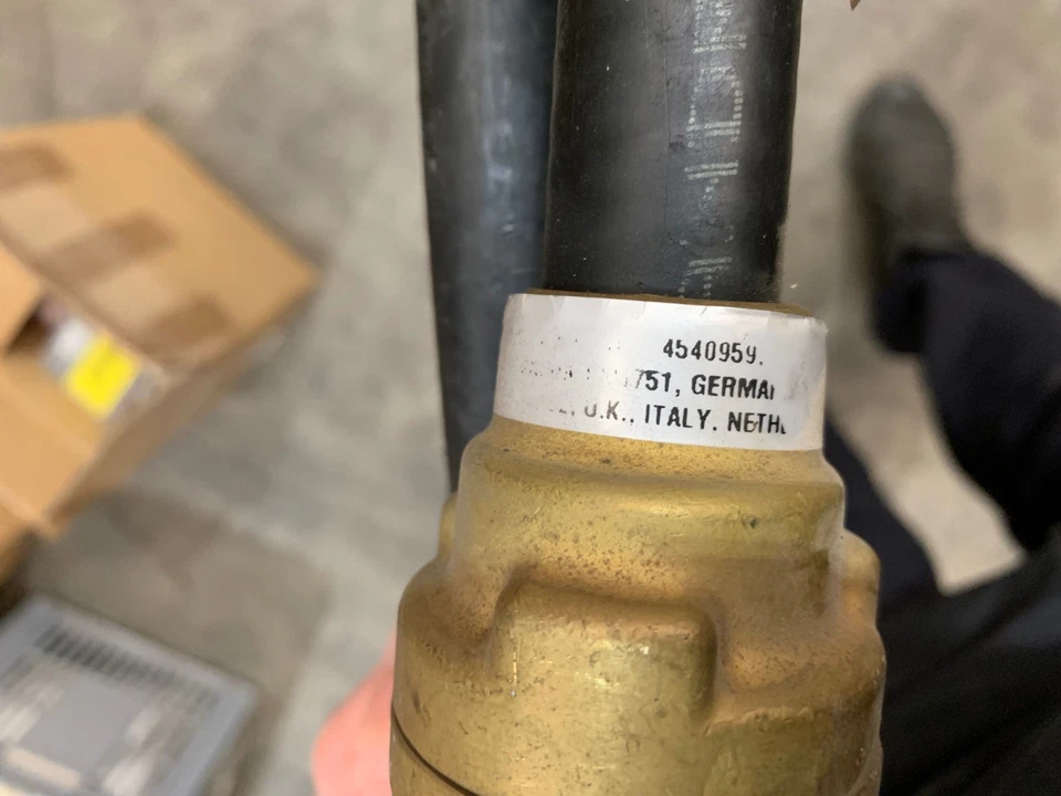 Guía de ondas elíptica premium EWP132-144 HELIAX 14,4-15,35 GHz ANDREW *Ver foto Foto 4 de 4