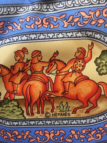 Authentic HERMES Carre QALAMDAN Scarf Multi-Color Silk - Picture 5 of 10