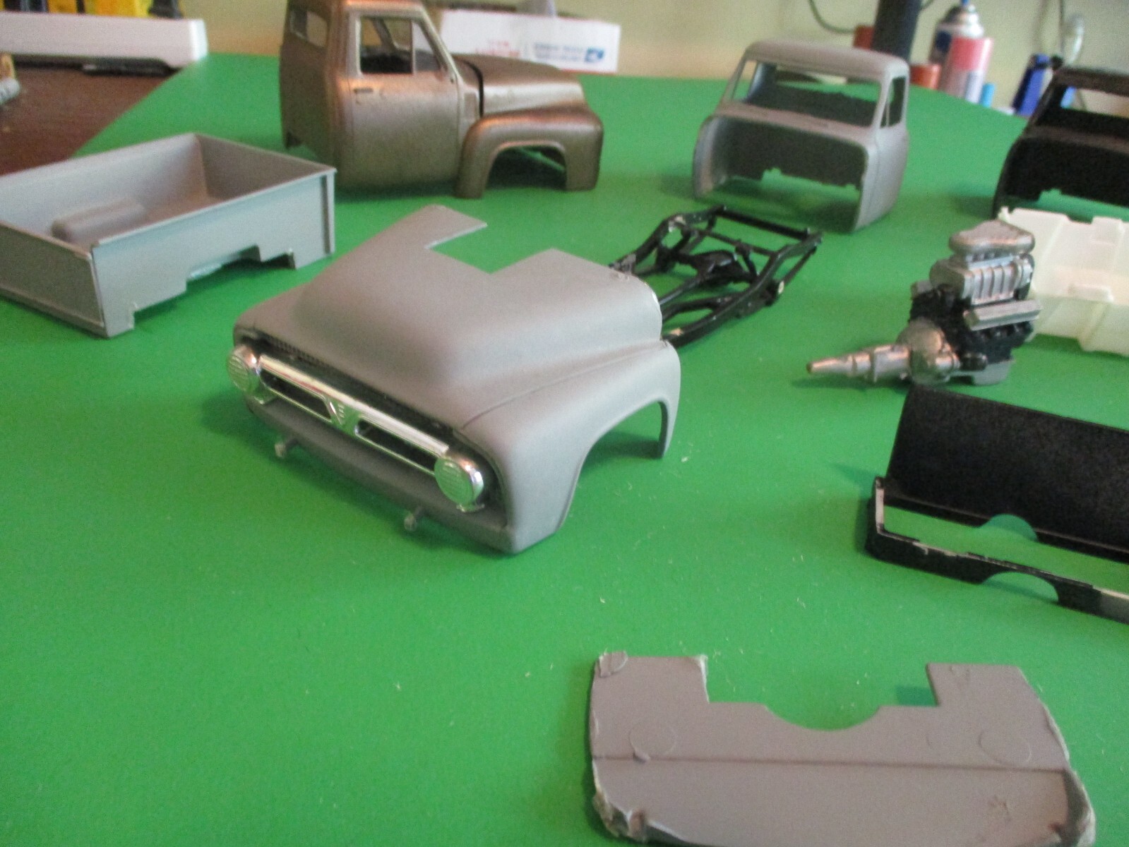 1950s Ford Pick Up Truck Bodies & Parts / Rebuilder / Project / Parts