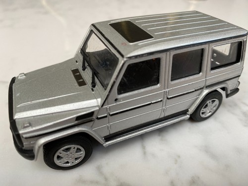 Diecast Hongwell Mercedes-Benz G500 G-Wagon Silver 1:43??? - Picture 5 of 7