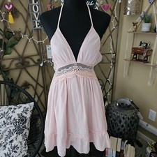 Boho V-Neck Mini Dress Women with Crochet Pattern and Open Back Baby Pink Size S