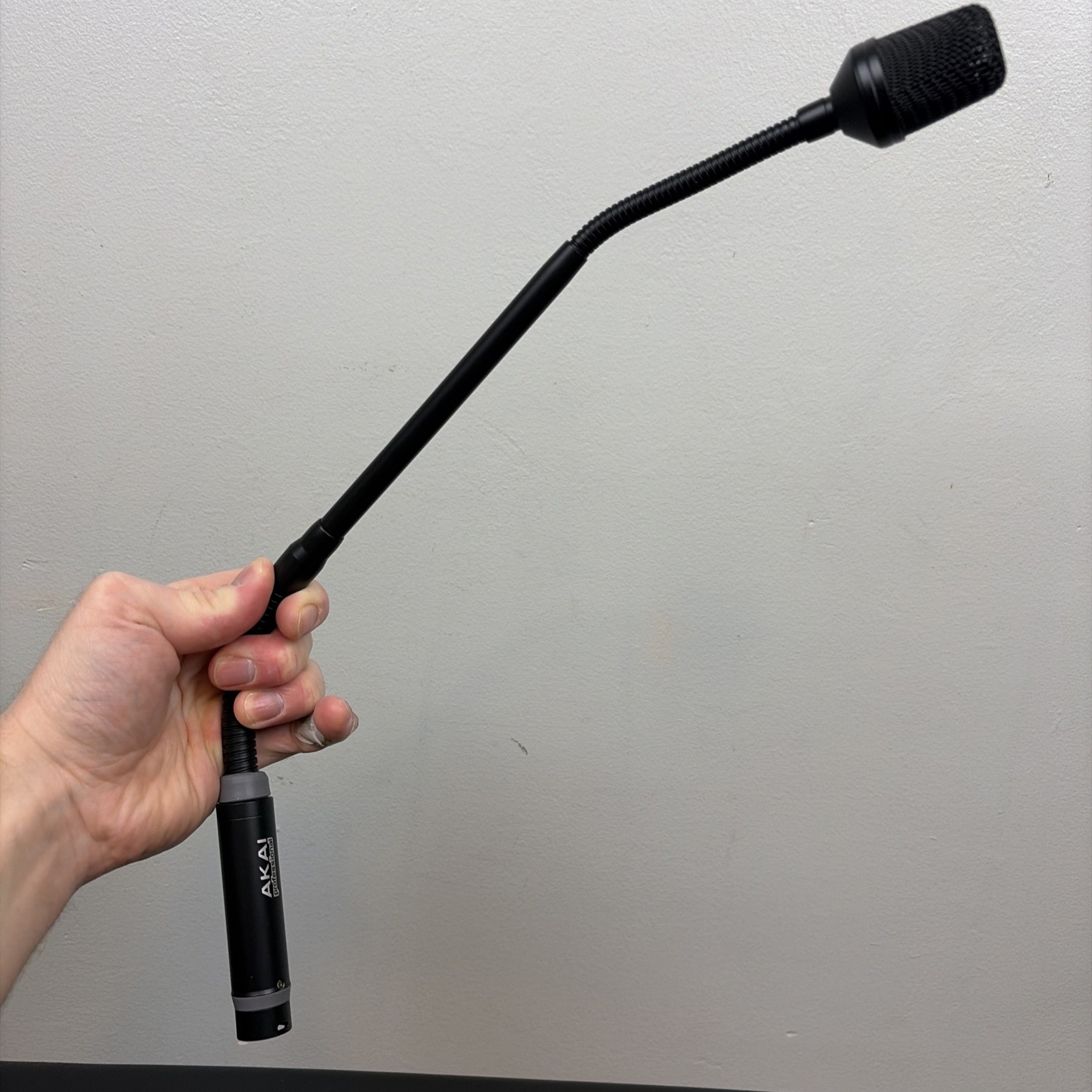 AKAI Professional Gooseneck XLR Microphone Only Tested Podium Miniak Vocoder 18”