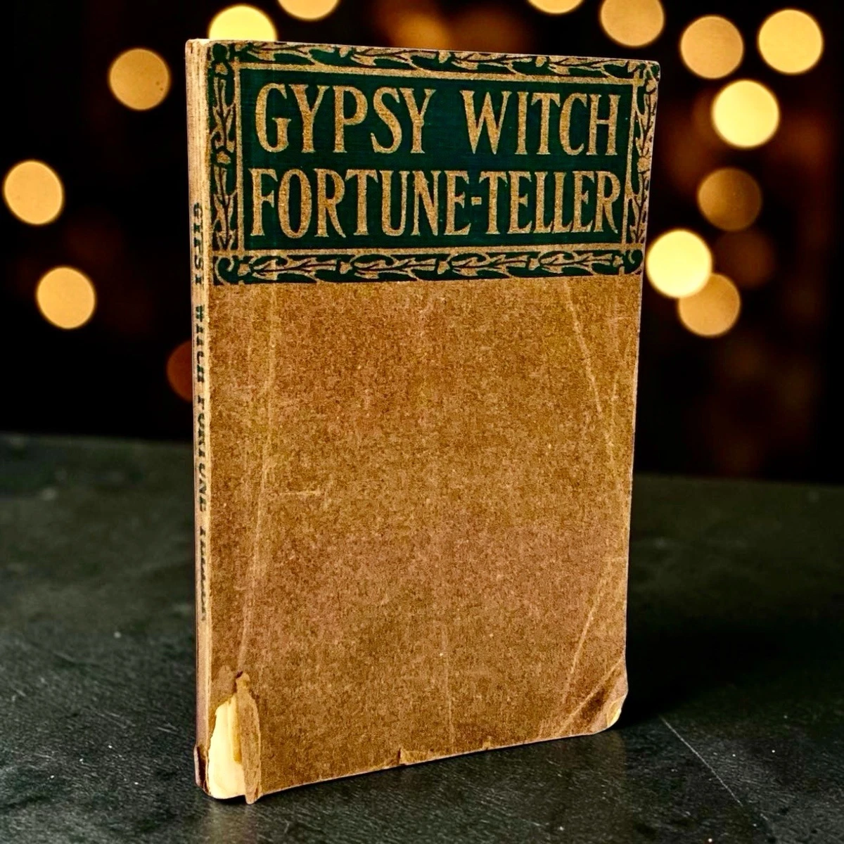 Preços baixos em Ilustrado Capa Dura Ocultismo Antiquário e