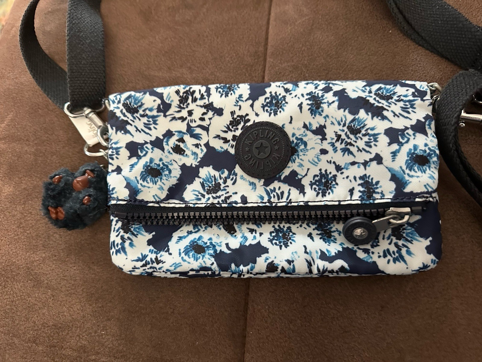 Kipling Lynne Crossbody Belt Wallet Pouch Wristlet Convertible Roaming Roses image 4