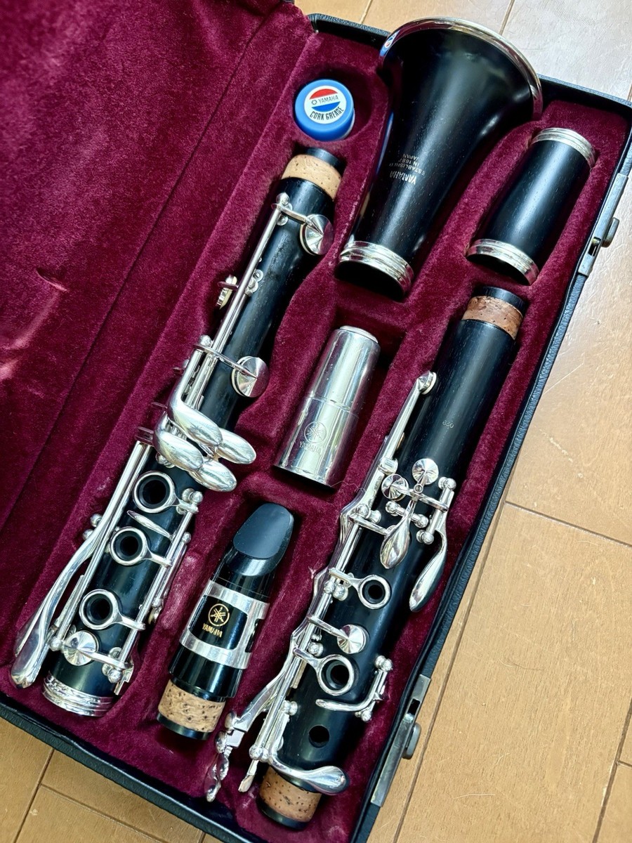 Yamaha Professional CLARINET YCL-650 in Good, Playing