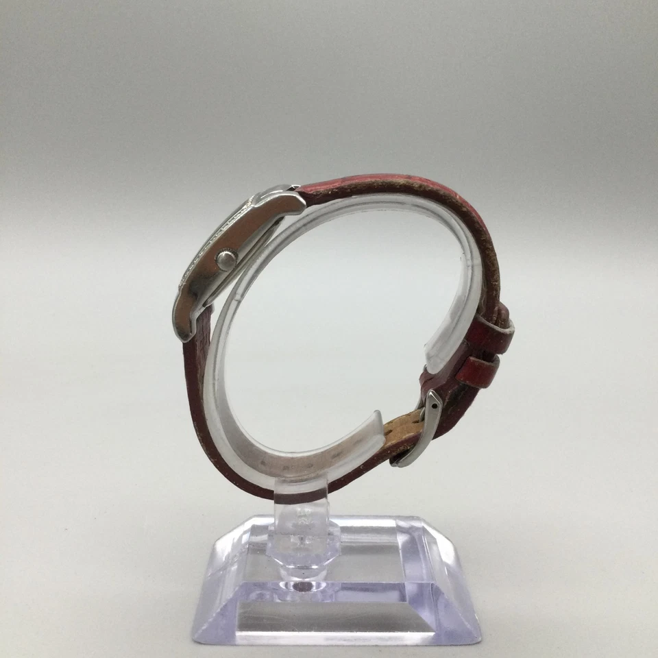 Reloj Kenneth Cole Tank Mujer 22mm Tono Plateado Esfera Roja Cuero Batería Nueva Foto 3 de 4