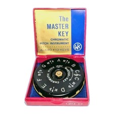 Vtg Master Key Chromatic Pitch Pipe Instrument Tuning Kratt 13 Keys A-440 MK2-C
