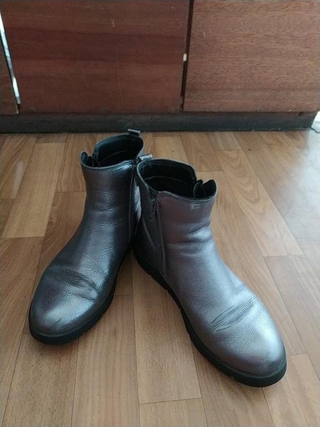 Women Ecco Boots Silver Leather 38