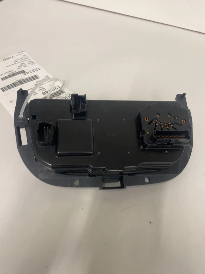 Chevrolet Uplander 2005-09 calefacción control de aire acondicionado (opcional C60) descongelación trasera opción C49 Foto 2 de 4