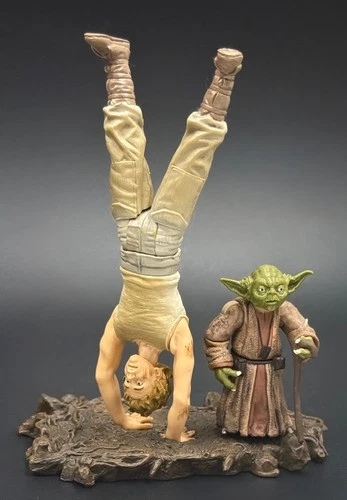 2004 LUKE SKYWALKER & YODA Training Set Star Wars Original Trilogy Collection #1