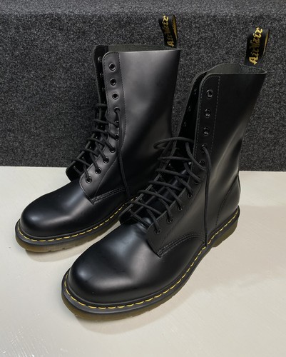 10 eye combat boots