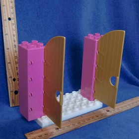Lego Duplo Pearl Gold Door Dark Pink Wall Base OK+ 98239 #6154 Cinderella Castle