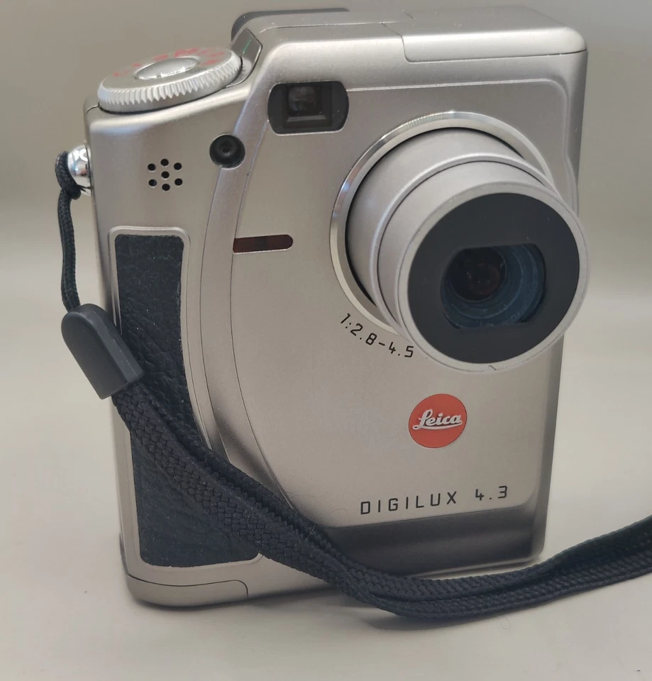 Kit de cámara digital Leica Digilux 4.3 en caja. Probado funcionando / Casi como nuevo Foto 2 de 4