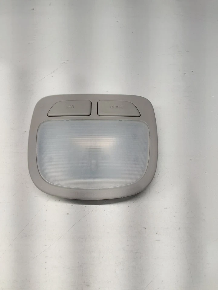 2007-2012 HYUNDAI SANTA FE REAR CENTER OVERHEAD READING DOME LIGHT 928502BXXX - Image 4 of 4