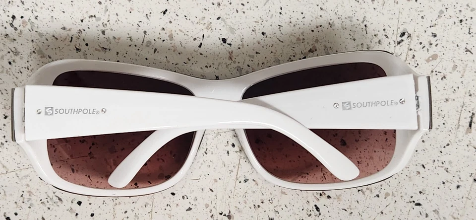 Gafas de sol Southpole 1019SP con montura blanca lentes marrones usadas algunas de uso bonitas Foto 2 de 4