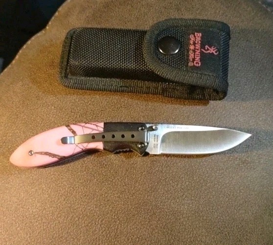 BROWNING For Her Folding Knife Sandvik 12C27 Mossy Oak Pink w/ Sheath Model 894 